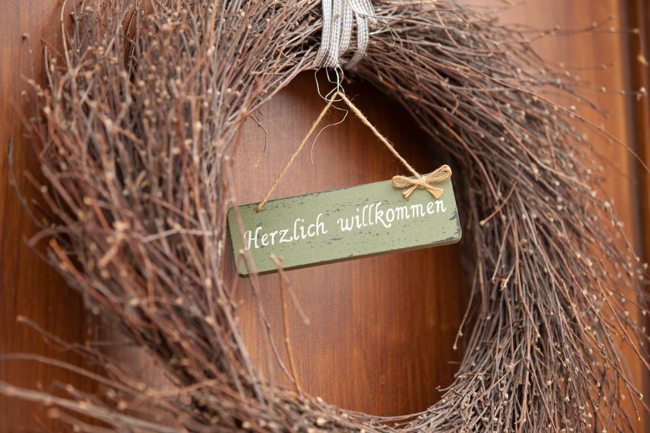 Netts Landhaus Neustadt an der Weinstraße エクステリア 写真